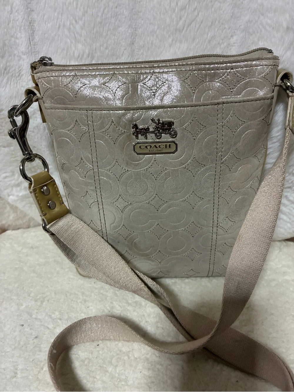 Coach Metallic Cream Mia signature